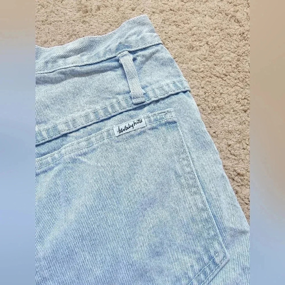 Vintage Mom Jean denim short shorts Size 9  Beverly Hills denim company … - Picture 6 of 6